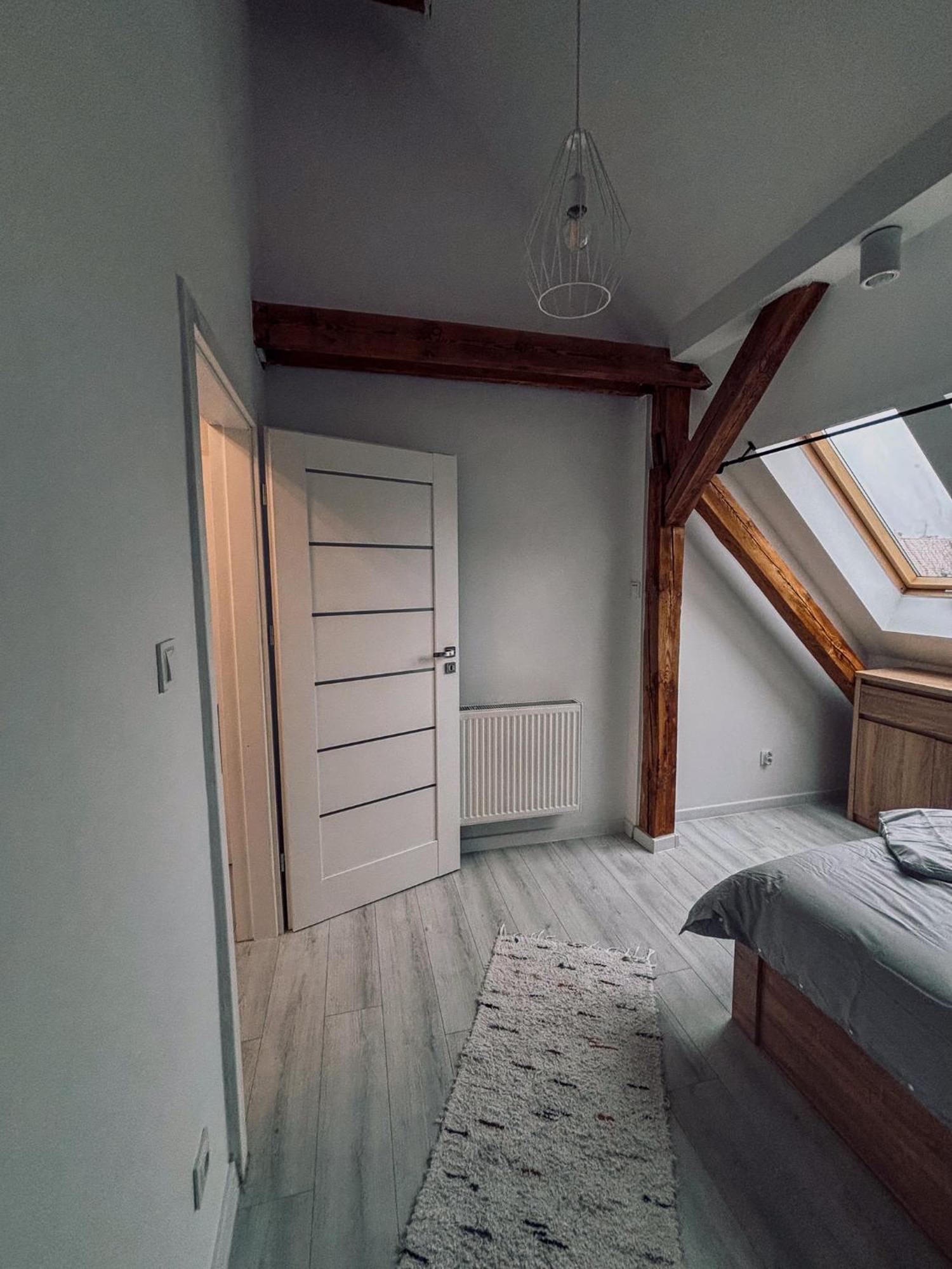 Apartment Gierymskiego Loft *